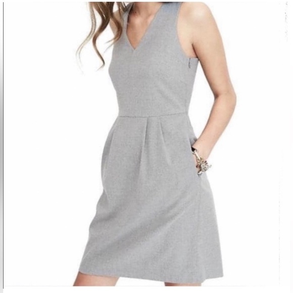 BANANA REPUBLIC Grey Bow Back midi Dress size 6P - Picture 1 of 16